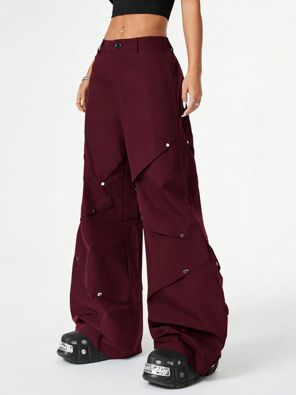 Women’s Patchwork Cargo Wide-Leg Pants Burgundy Loose Trousers with Rivet Detail High-Waist Streetwear (S-XL)